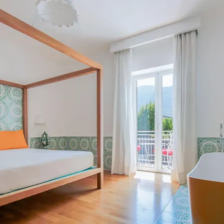 Nocleg ze śniadaniem Maison Kalea 4*