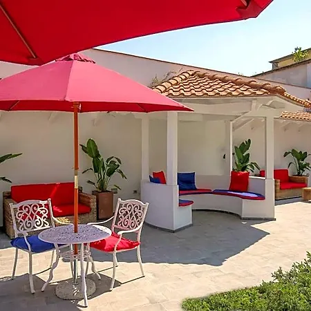 Maison Kalea 4*